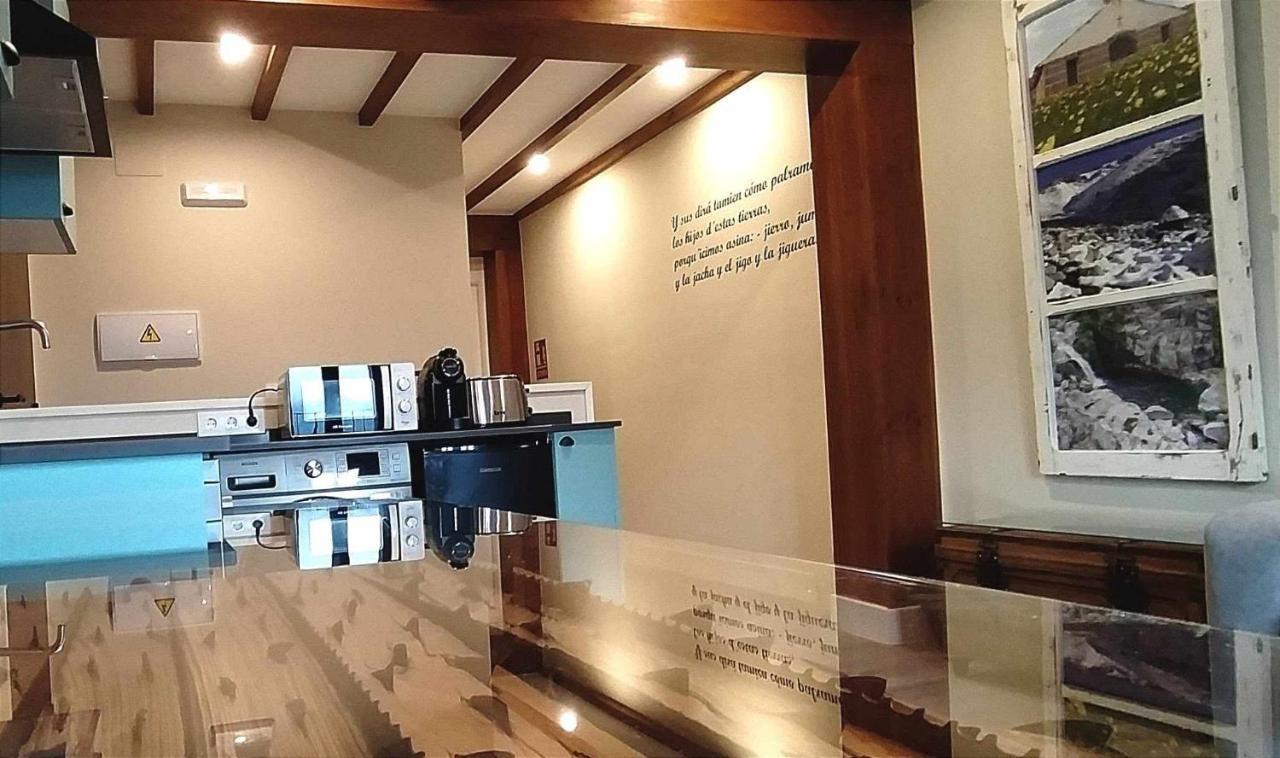 Apartamentos La Rosa Y El Pastor Guijo de Santa Bárbara Buitenkant foto